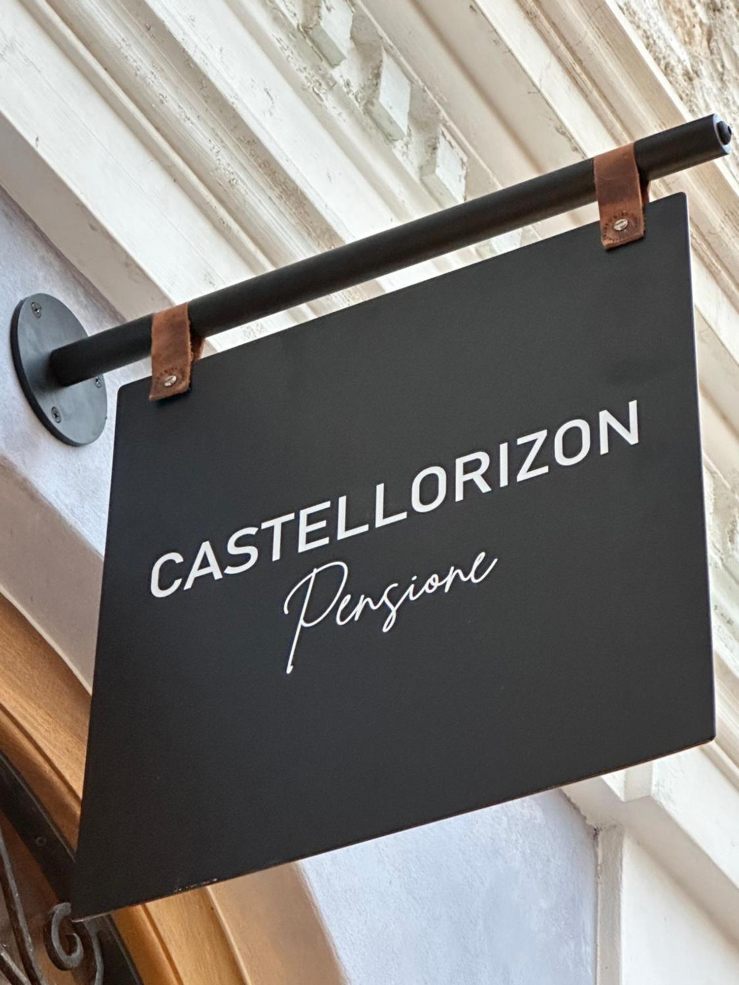 Castellorizon Pensione Meyísti Екстериор снимка